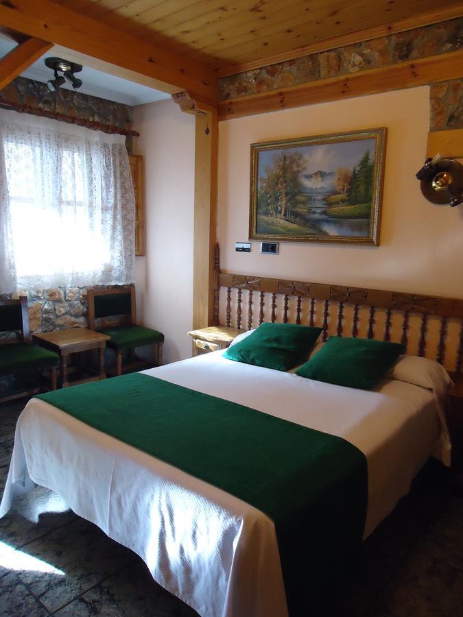 Hotel Picon Del Conde Monasterio de Rodilla Esterno foto