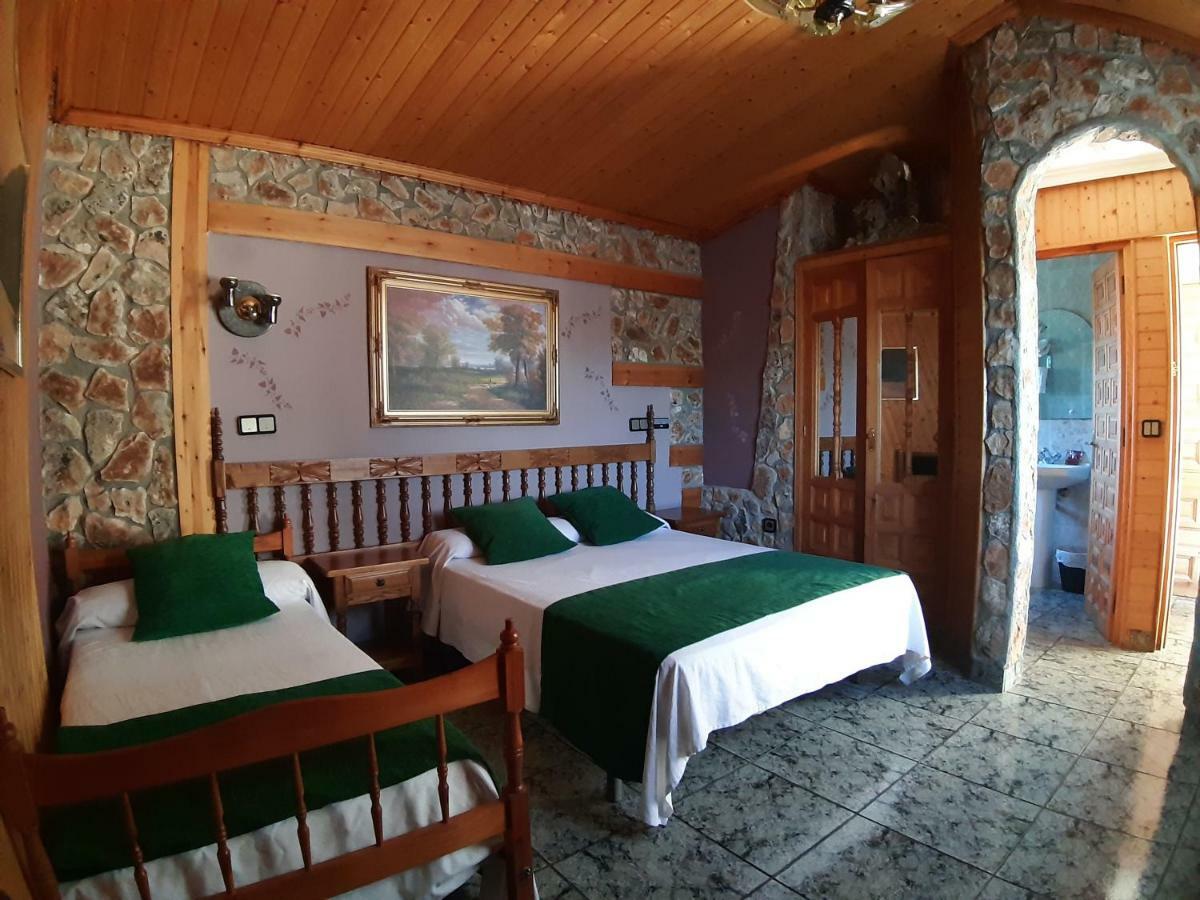 Hotel Picon Del Conde Monasterio de Rodilla Esterno foto