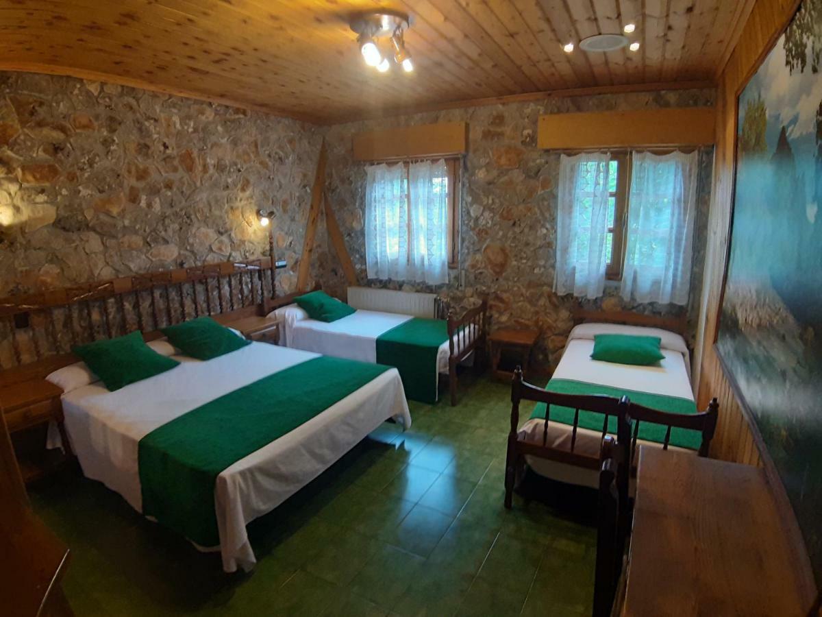 Hotel Picon Del Conde Monasterio de Rodilla Esterno foto